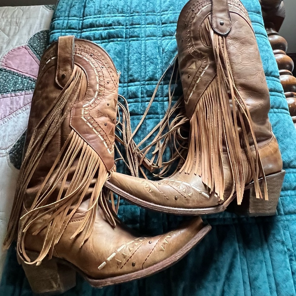 Corral fringe boots - Picture 2 of 6